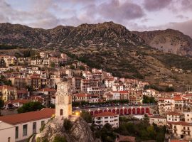 Arachova